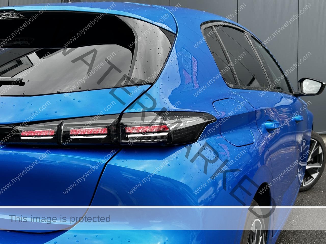 PEUGEOT 308 1.5 BlueHDi 130 EAT8 Allure Pack