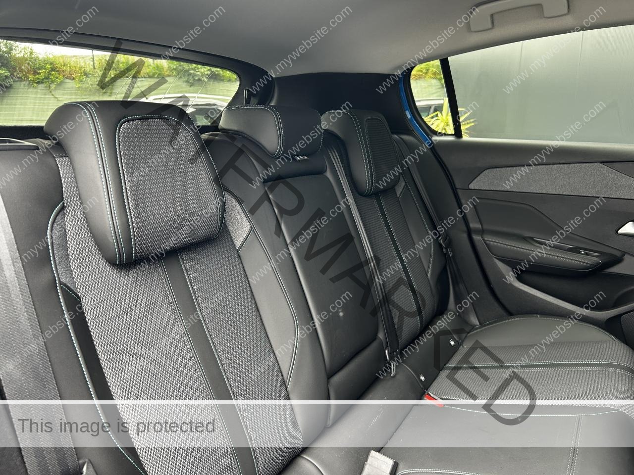 PEUGEOT 308 1.5 BlueHDi 130 EAT8 Allure Pack