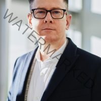 linkedin-sales-navigator-pAtA8xe_iVM-unsplash.jpg